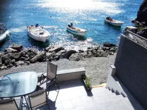 Sunrise Luxury Seaside Apartment - Image 3