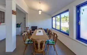 Nice Home in Trget With Wifi, 4 Bedrooms and Outdoor Swimming Pool - Image 3