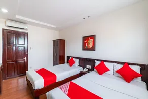 Little Home by OYO Rooms - Image 4