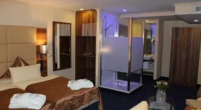 Maxfort Huda City Centre - Image 3