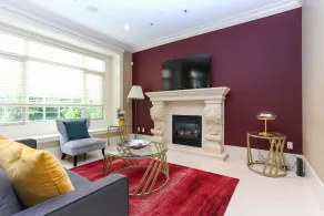 Grand 4 Bedroom Vacation House near Vancouver Downtown - Image 3