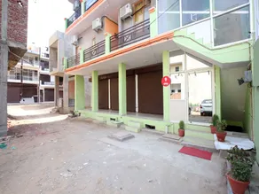 Hotel New Comfort by OYO Rooms - Image 4
