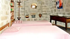 House With 2 Bedrooms in Ucel, With Wonderful Mountain View, Private P - Image 2