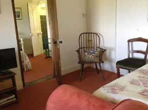 Trehane Farmhouse Bed & Breakfast - Image 5