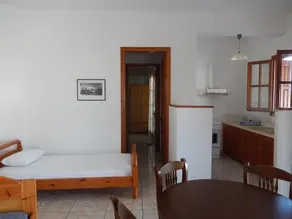 Deidamia Hotel - Image 3