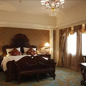 Newport Hotel - Image 2