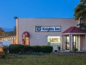 Knights Inn-Columbus Downtown - Image 4