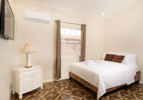 Mariner Suites - Image 3