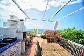 Luxury House with Private Chill Out - Image 3