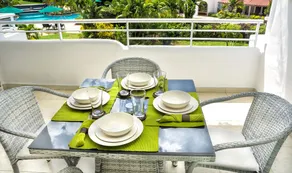 Royal Glitter Bay Villas - Image 2