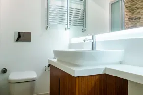 Fully Equipped Cozy Home in Besiktas - Image 4