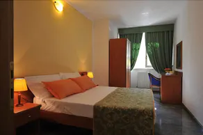 Holiday House Aurora - Image 3