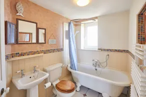 Coastguard Cottage - Image 3