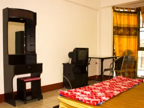 Walk Inn Guesthouse - Image 2