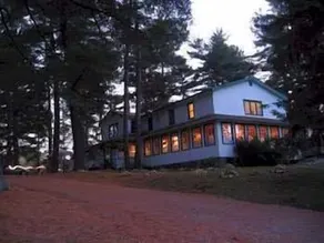 Happy Landing Lodge - Image 5
