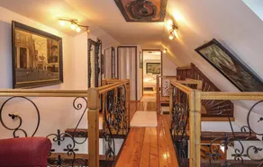 Amazing Home in Zagreb With 3 Bedrooms, Wifi and Outdoor Swimming Pool - Image 3
