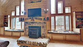 Sunset Cove Cabin On Lake Grindstone - Image 2