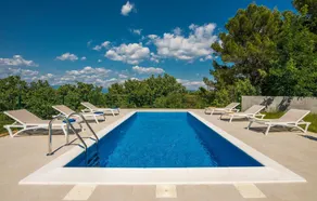 Beautiful Home in Vrh With Outdoor Swimming Pool, Wifi and 3 Bedrooms - Image 2