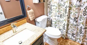 3Bdrms 2Bath 3Beds - Energy Corridor 6 - Image 4