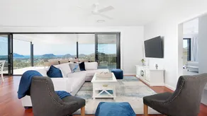 Hilltop Hideaway - Image 2