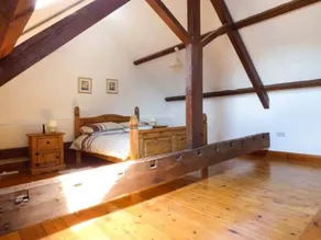 Beech Barn - Image 2