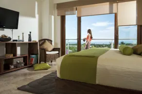 Family Luxury Suites & Villas by B Nayar - Ocean View & All Inclusive - Image 2