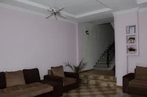 Hotel Crown - Image 3