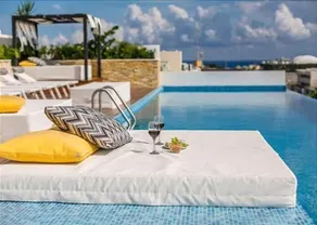 Menesse The City by Playa Moments - Image 2