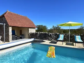 Authentic Holiday Home With Private Swimming Pool and Stunning View in France - Image 4