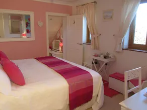 Higher Gitcombe Boutique Bed And Breakfast - Image 2
