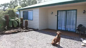 Meredith House & Apartments Strahan - Image 3