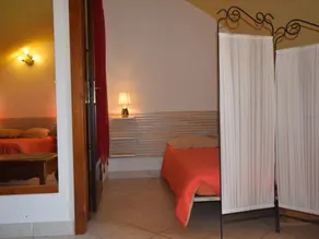 Holiday Home Near a Farmhouse, With Large Garden and Wonderful Swimming Pool - Image 3