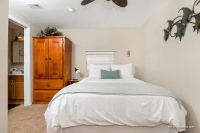 Coastal Cottage Haven - Image 2