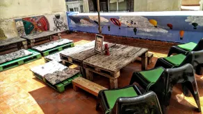 X Hostel Alicante - Image 3