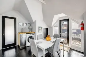 Mir1638 Hidden Gem in Heart of Cap Hill - Image 3