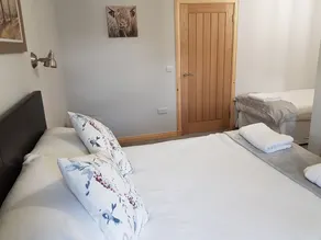Tower Street Holiday Apartment - Image 3