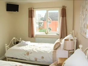 10 Friars Field - Image 4