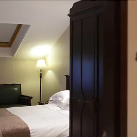 Peach Bloom Hotel - Image 3