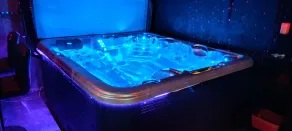 Loft Romantique Hammam Spa Privatif Playroom - Image 4
