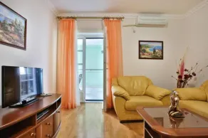 Montesan Beach Apartments Sveti Stefan - Image 4