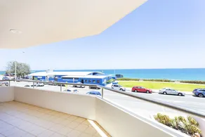 Cottesloe Ocean View House - Image 4