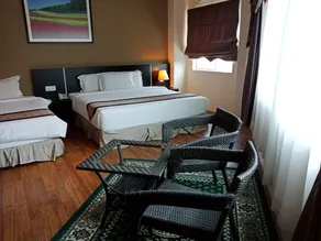 One Garden Hotel - Image 4