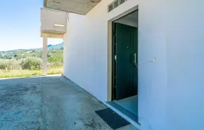 Beautiful Home in Farindola With Wifi and 2 Bedrooms - Image 5