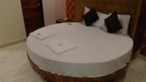 Hotel Pearl View - Image 2