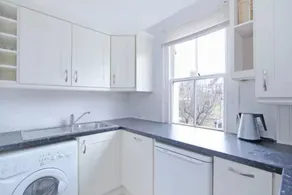 Bright 1 Bedroom Flat in Fulham - Image 4