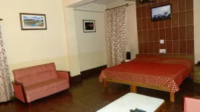 Hotel Yamini - Image 4