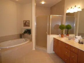 Unit 901 - 4 Br Condo - Image 4