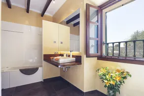 Majestic Holiday Estate in Calvia - Image 4