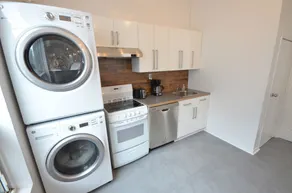 LikeAHotel Les lofts Vieux Montreal - Image 4