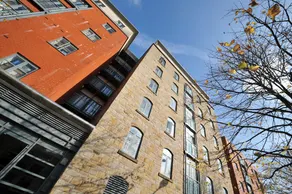 Lloyd George Avenue Apartments - Image 3